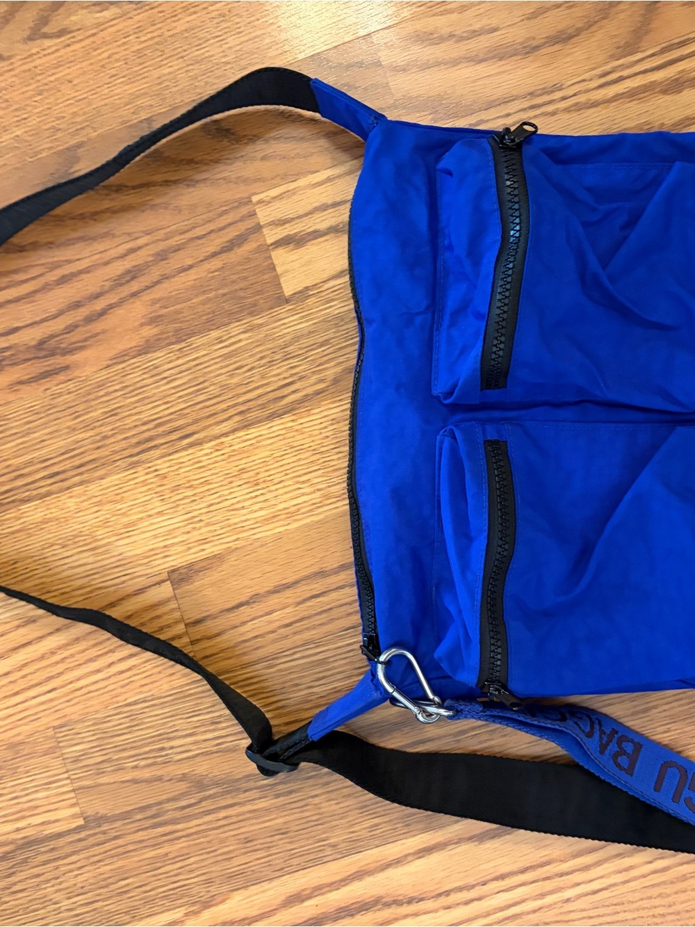 BAGGU Medium Cargo Crossbody Nylon Bag Blue great condition